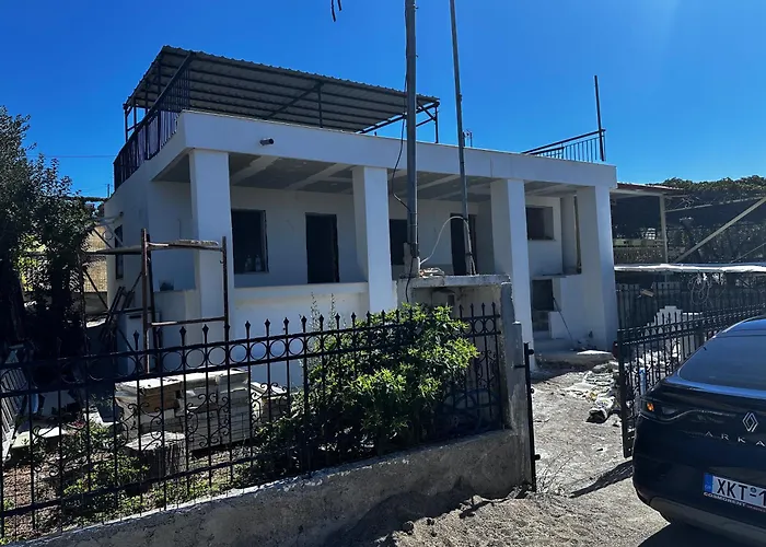 Casa de Férias Summer View Néa Iráklia